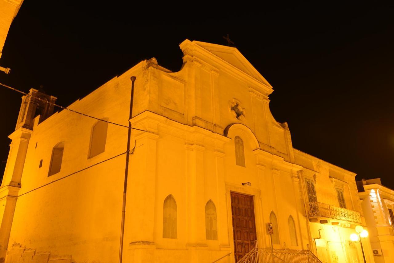 L'Antico Palazzo Acomodação com café da manhã Canosa di Puglia Exterior foto