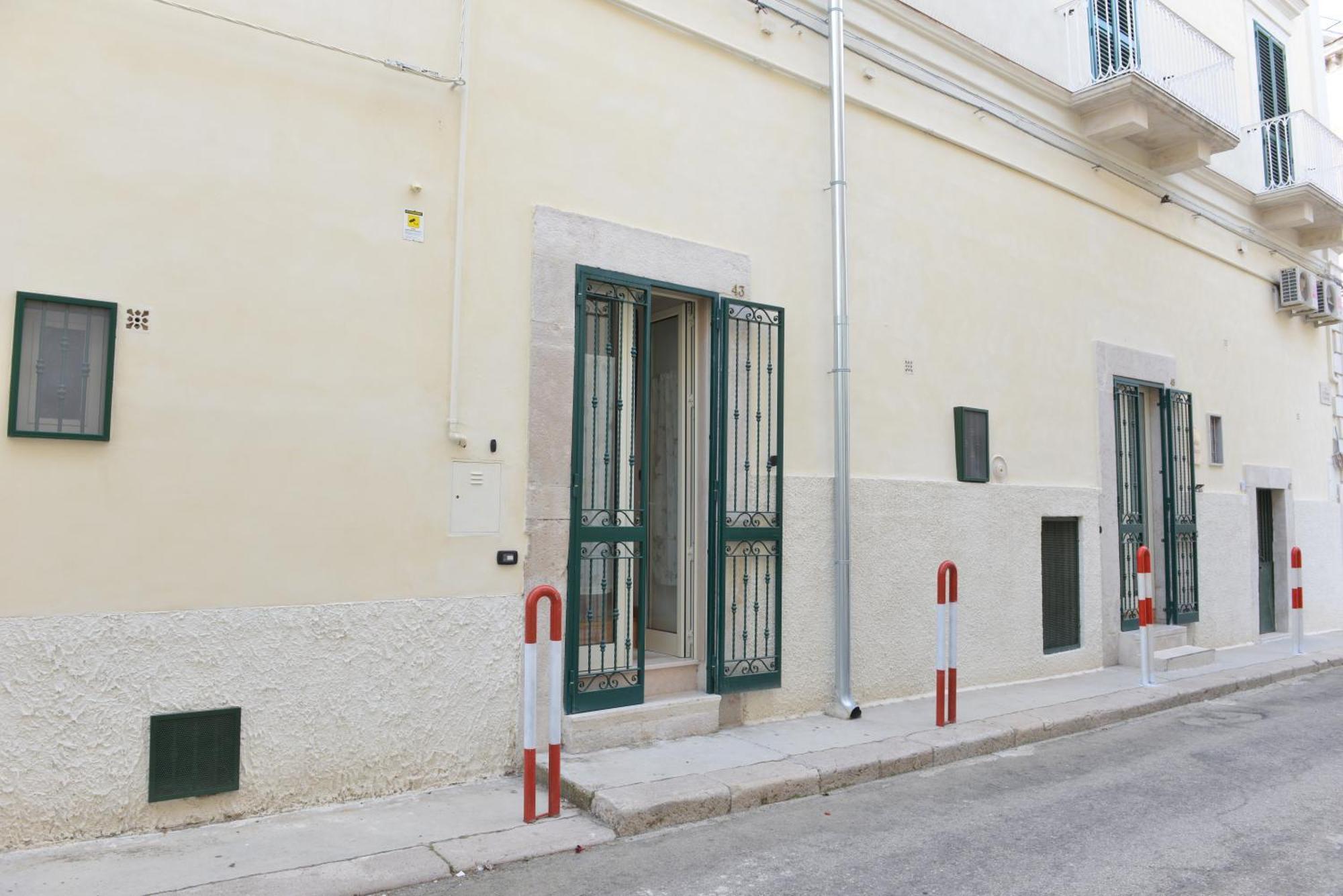 L'Antico Palazzo Acomodação com café da manhã Canosa di Puglia Exterior foto